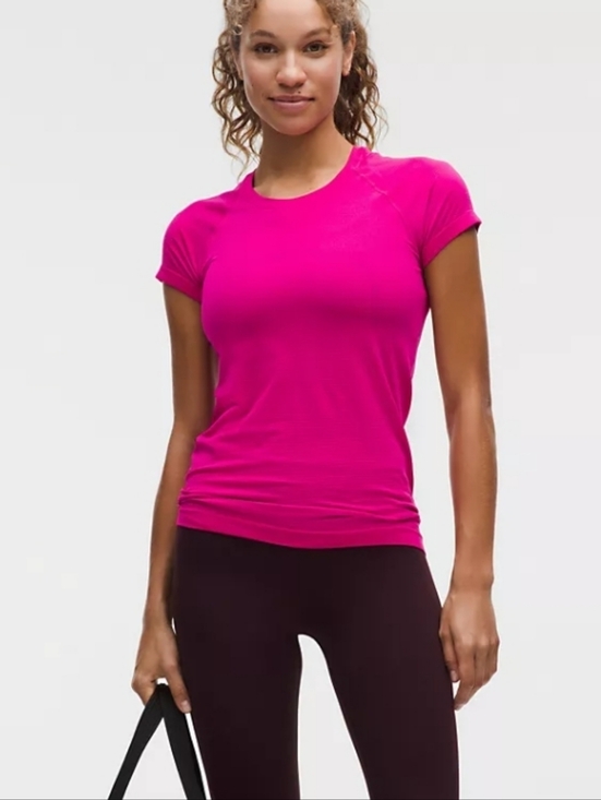 lululemon athletica Tops - Lululemon Short Sleeve Swiftly Tech Hip Length Size 12